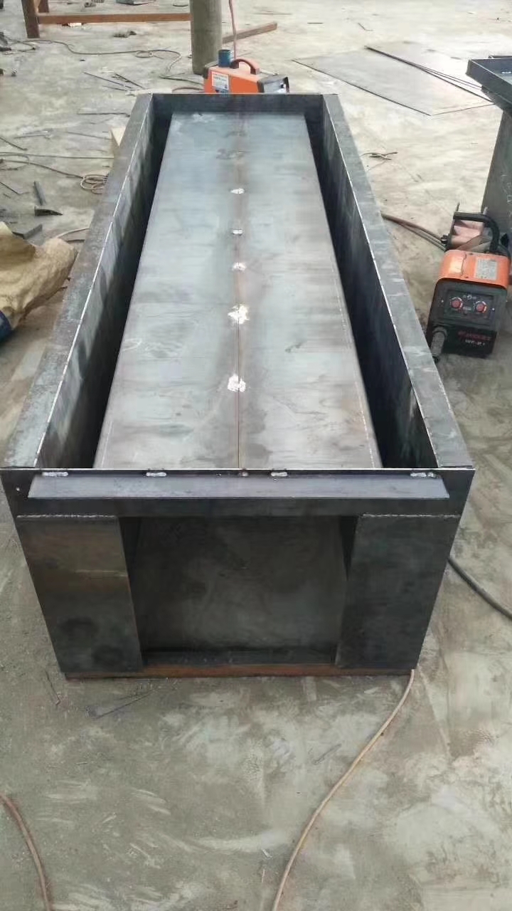 急流槽模具(jù) 急流槽模具(jù)